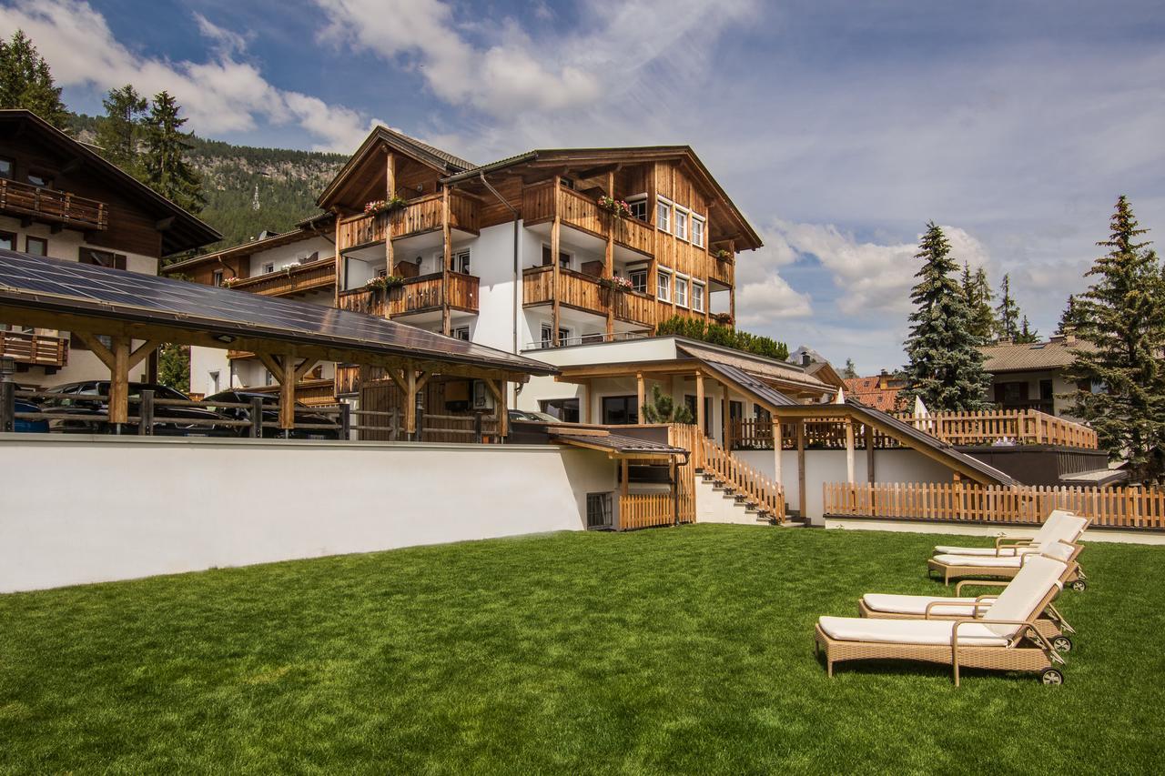 Camoscio Hotel La Villa (Trentino Alto Adige)